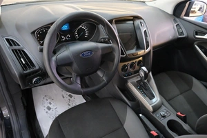 Хетчбэк Ford Focus 2011 года, 699000 рублей, Омск