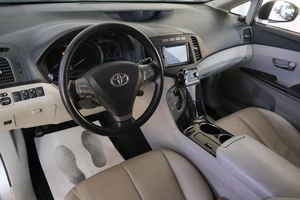 Внедорожник Toyota Venza 2010 года, 1729000 рублей, Омск