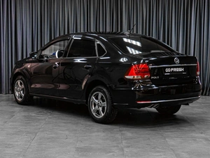 Седан Volkswagen Polo 2017 года, 1299000 рублей, Тюмень