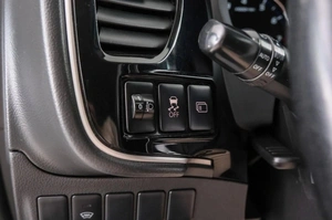 Внедорожник Mitsubishi Outlander 2015 года, 1999000 рублей, Красноярск