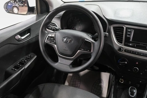 Седан Hyundai Solaris 2020 года, 1399000 рублей, Новокузнецк