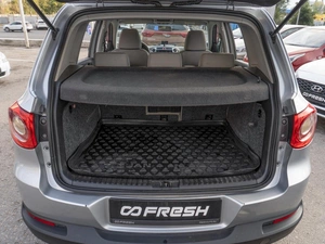 Внедорожник Volkswagen Tiguan 2011 года, 1199000 рублей, Саратов