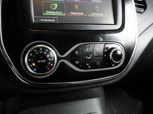 Внедорожник Renault Kaptur 2017 года, 1379000 рублей, Воронеж