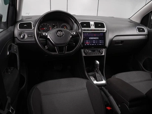 Седан Volkswagen Polo 2018 года, 1349000 рублей, Воронеж