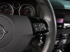 Универсал Opel Astra 2010 года, 669000 рублей, Воронеж