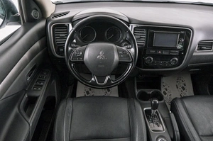 Внедорожник Mitsubishi Outlander 2015 года, 1749000 рублей, Красноярск