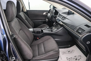 Хетчбэк Lexus CT 2019 года, 2189000 рублей, Красноярск