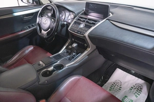 Внедорожник Lexus NX 2019 года, 4069000 рублей, Томск