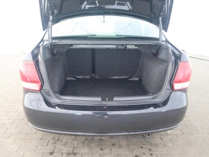 Седан Volkswagen Polo 2013 года, 1050000 рублей, Орёл