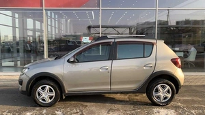 Хетчбэк Renault Sandero Stepway 2016 года, 837000 рублей, Солонцы