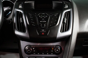 Хетчбэк Ford Focus 2013 года, 1019000 рублей, Сургут