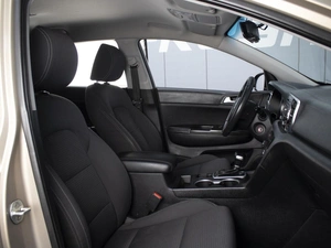 Внедорожник Kia Sportage 2016 года, 1850000 рублей, Омск