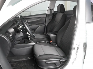 Седан Kia Rio 2019 года, 1270000 рублей, Красный Пахарь