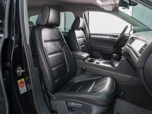 Внедорожник Volkswagen Touareg 2010 года, 2099000 рублей, Сургут