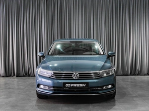 Седан Volkswagen Passat 2017 года, 1899000 рублей, Тюмень