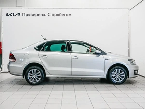 Седан Volkswagen Polo 2019 года, 1349000 рублей, Красноярск