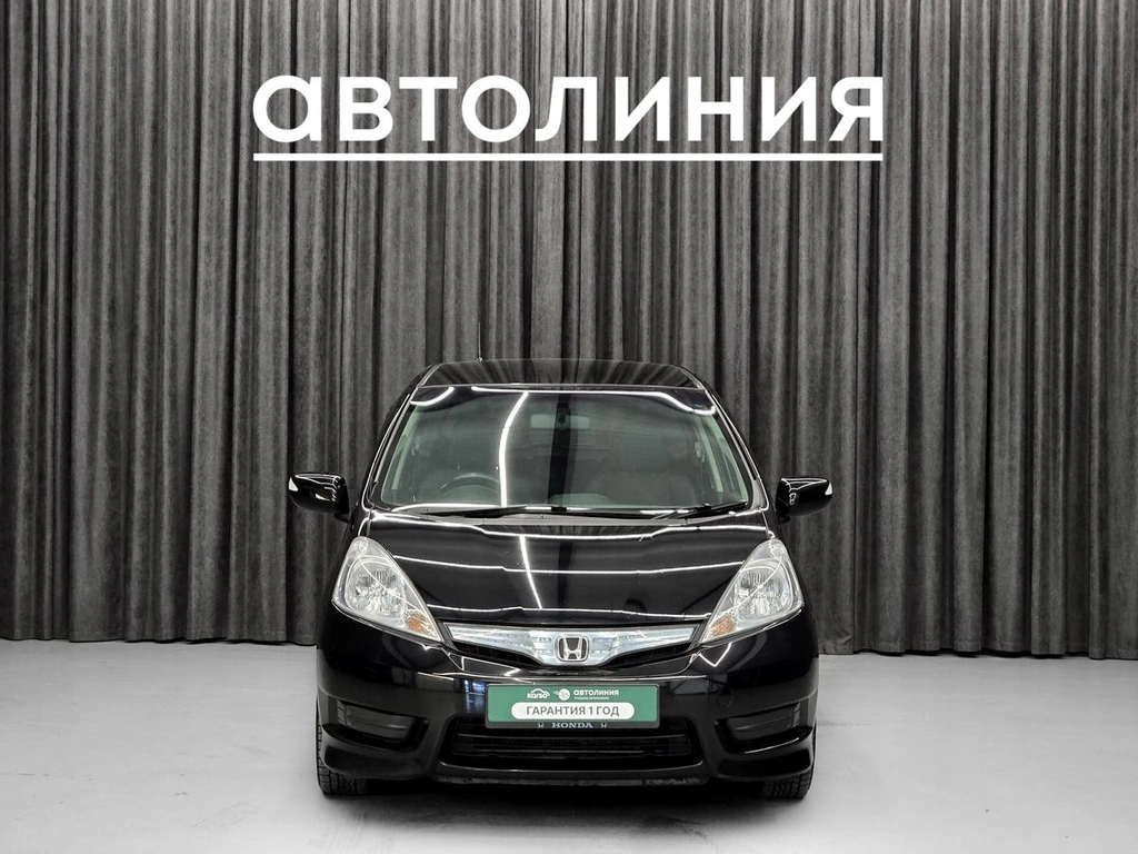 Универсал Honda Fit Shuttle 2012 года, 850000 рублей, Красноярск