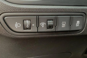 Седан Kia Rio 2020 года, 1440000 рублей, Солонцы