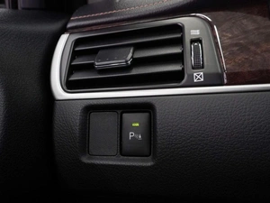 Седан Toyota Camry 2017 года, 2339000 рублей, Воронеж