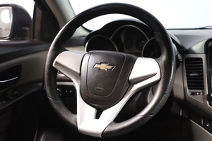 Хетчбэк Chevrolet Cruze 2012 года, 679000 рублей, Новосибирск