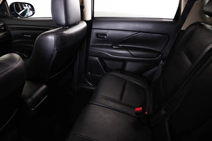Внедорожник Mitsubishi Outlander 2016 года, 1959000 рублей, Пермь