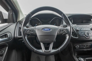 Хетчбэк Ford Focus 2018 года, 989000 рублей, Барнаул