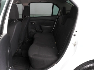 Седан Renault Logan 2020 года, 698000 рублей, Красный Пахарь