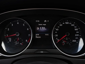 Седан Volkswagen Passat 2018 года, 1699000 рублей, Саратов