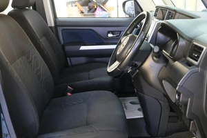 Минивэн Toyota Roomy 2017 года, 999000 рублей, Омск