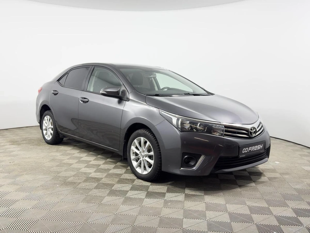 Седан Toyota Corolla 2014 года, 1285900 рублей, Казань