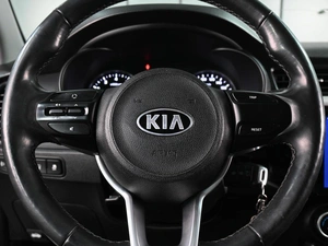 Хетчбэк Kia Rio X-Line 2018 года, 1339000 рублей, Аксай