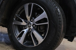 Внедорожник Toyota RAV4 2016 года, 2259000 рублей, Новокузнецк