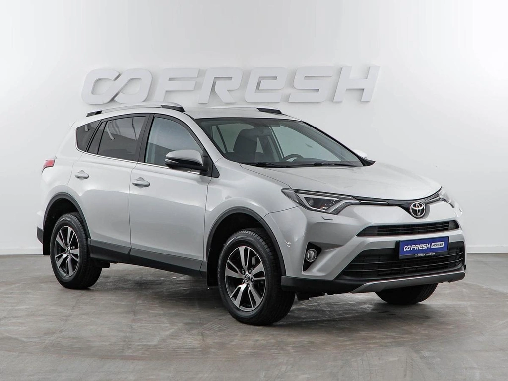 Внедорожник Toyota RAV4 2019 года, 2887077 рублей, Москва