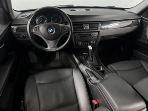 Седан BMW 3 серия 2010 года, 943100 рублей, Казань