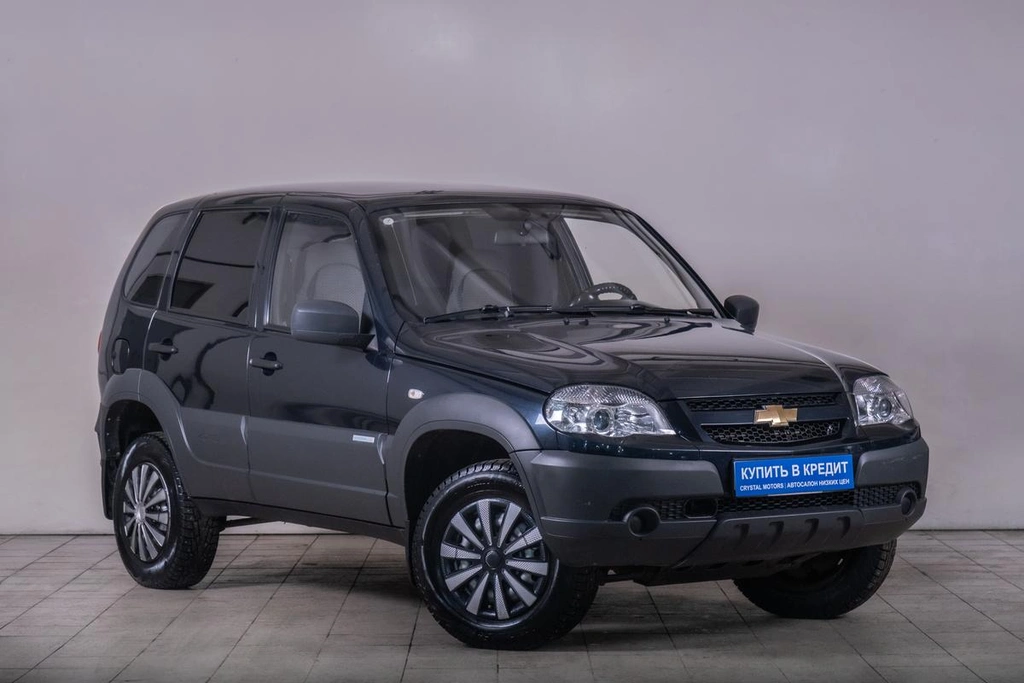 Внедорожник Chevrolet Niva 2015 года, 749000 рублей, Томск