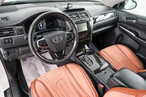 Седан Toyota Camry 2016 года, 1749000 рублей, Красноярск