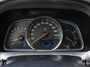 Внедорожник Toyota RAV4 2013 года, 2199000 рублей, Краснодар