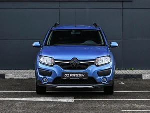 Хетчбэк Renault Sandero 2017 года, 1174000 рублей, Кирилловка