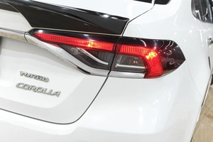 Седан Toyota Corolla 2019 года, 1859000 рублей, Новокузнецк