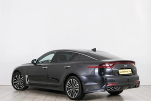 Лифтбек Kia Stinger 2018 года, 3099000 рублей, Красноярск