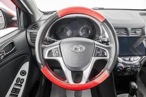 Седан Hyundai Solaris 2011 года, 899000 рублей, Барнаул