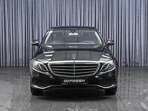 Седан Mercedes-benz E-класс 2019 года, 2270000 рублей, Ставрополь