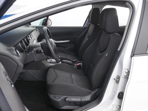 Хетчбэк Peugeot 308 2012 года, 619325 рублей, Москва