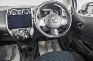 Хетчбэк Nissan Note 2013 года, 829000 рублей, Барнаул