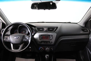 Седан Kia Rio 2014 года, 1055000 рублей, Смоленск