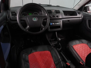 Хетчбэк Skoda Fabia 2008 года, 389000 рублей, Воронеж