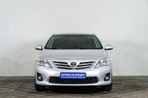 Седан Toyota Corolla 2011 года, 969000 рублей, Сургут