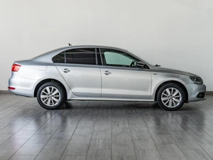 Седан Volkswagen Jetta 2013 года, 1149000 рублей, Саратов