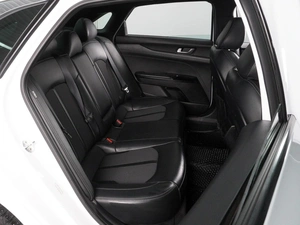 Седан Kia K5 2021 года, 2339000 рублей, Минеральные Воды