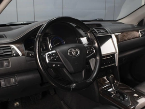 Седан Toyota Camry 2014 года, 1690000 рублей, Омск